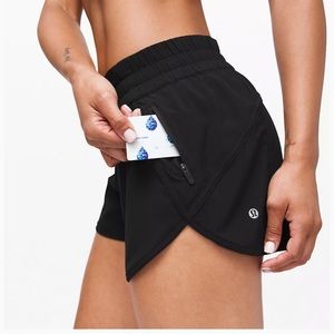 Lululemon Black Tracker Low-Rise Lined Shorts 4”